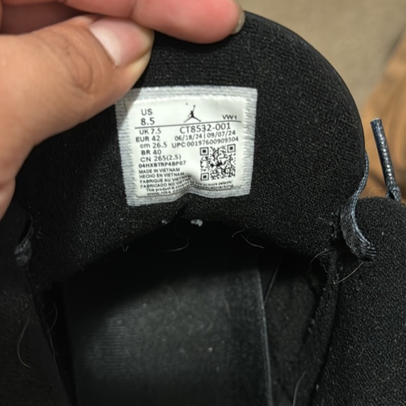 2025 Jordan 3 Black cat’s - Picture 5 of 7